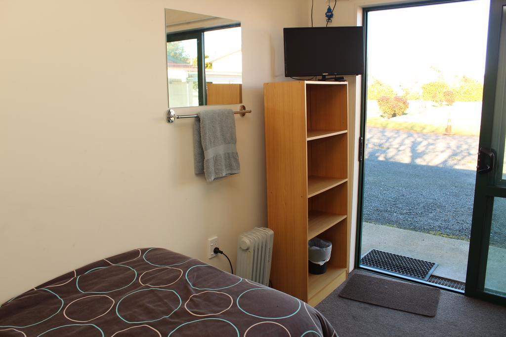 Central City Camping Park Invercargill Room photo